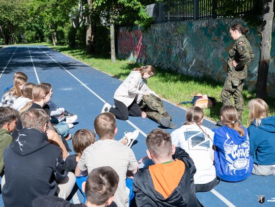 1. Pomorska Brygada Logistyczna przeprowadziła projekt "Edukacja z wojskiem"