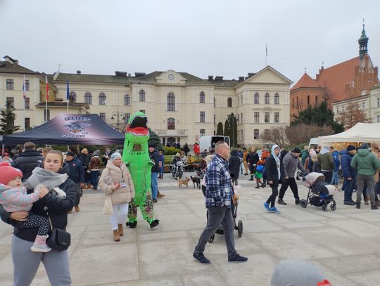 33. Finał WOŚP: Do południa zebrano ponad 46 mln zł