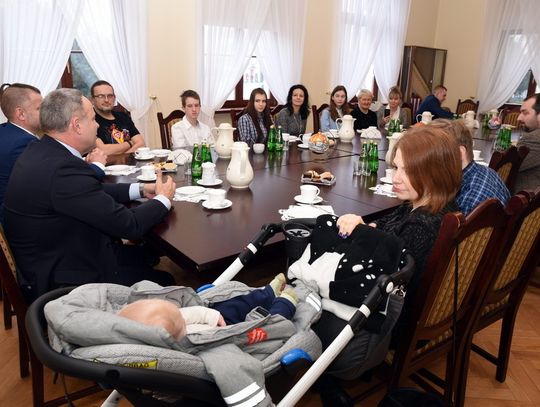 Bydgoscy wolontariusze WOŚP spotkali się prezydentem Rafałem Bruskim 