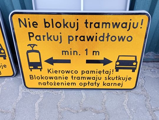 Dodatkowe tablice dotyczące parkowania przy ul. Chodkiewicza