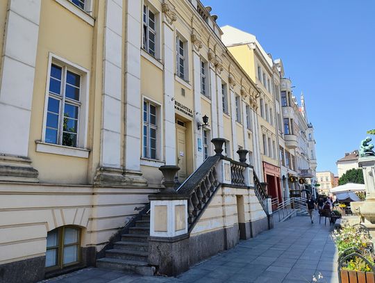 Fantastyczne podróże do krainy wyobraźni – wakacyjne zajęcia w bibliotekach osiedlowych – SIERPIEŃ 2026
