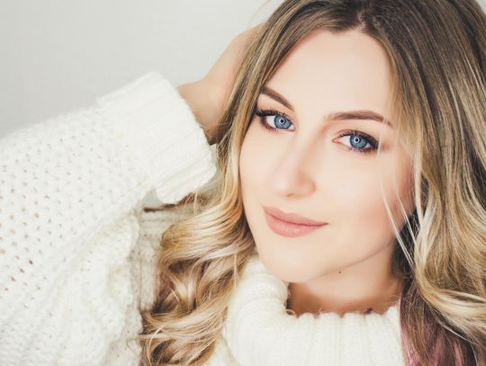 Farba do włosów jasny blond