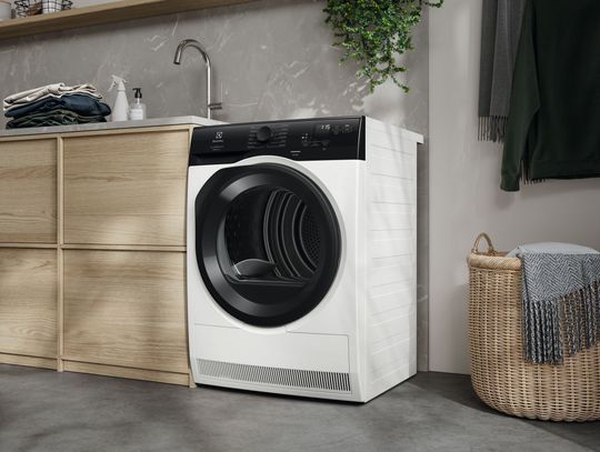 Jak czujniki DryAssist w suszarce Electrolux pomagają dopasować suszenie do rodzaju prania