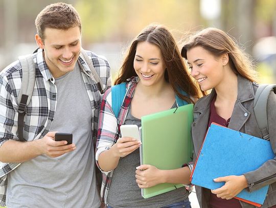 Konto studenckie: darmowa i przydatna oferta dla młodych