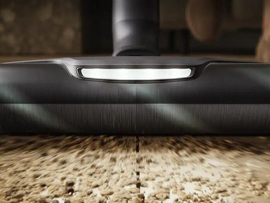 Lekki i niezawodny w każdym użyciu. Szybkie odkurzanie w dwóch prostych ruchach