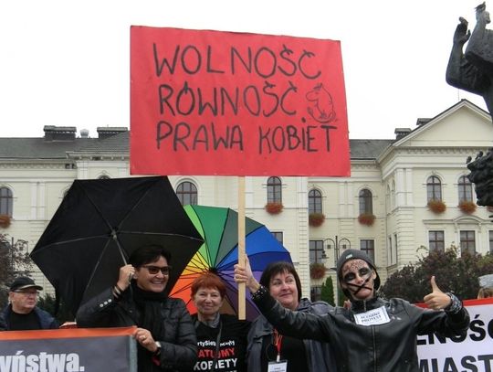 Marzec to czas upominania się o prawa kobiet. III Manifa w Bydgoszczy 