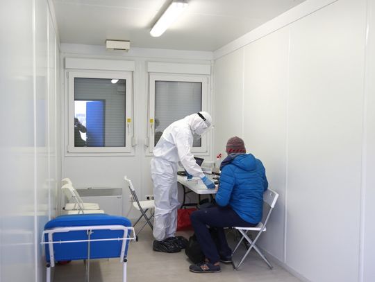 Ministerstwo Zdrowia: 4604 nowe zakażenia koronawirusem; zmarły 264 osoby
