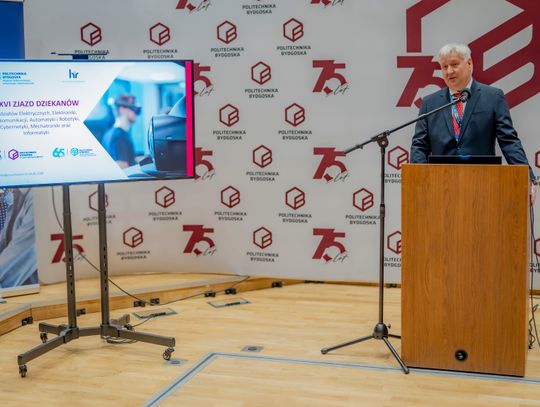 Naukowcy z polskich uczelni dyskutują na Politechnice Bydgoskiej o rozwoju nowych technologii