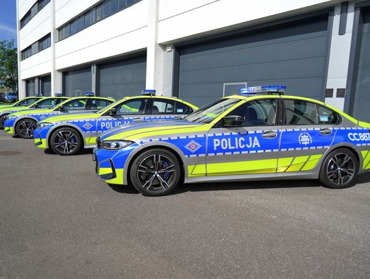 Nowe radiowozy BMW M340i xDrive trafiły do komend miejskich i powiatowych