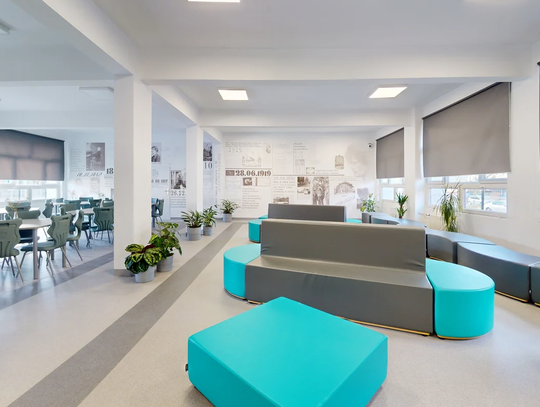 Nowe serce V LO w Bydgoszczy. Świetlica z muralem Paderewskiego już tętni życiem