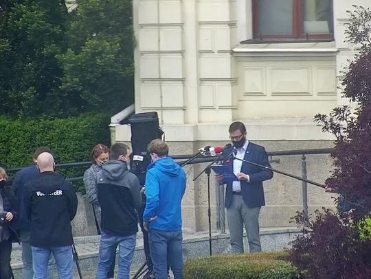 Oficjalne stanowisko ratusza w sprawie działania firmy KOMUNALNIK