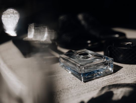 Perfumy męskie inspirowane – jak znaleźć idealny odpowiednik Twojego ulubionego zapachu?