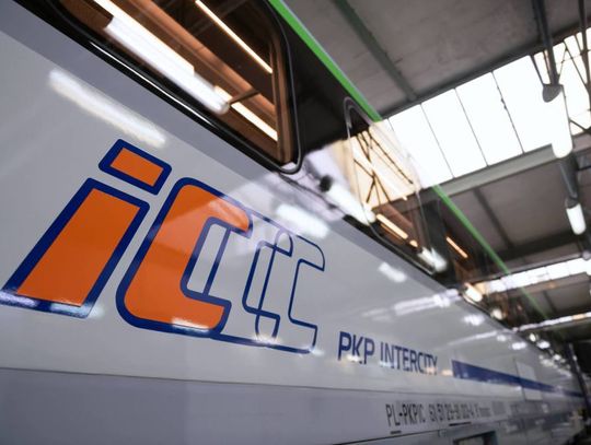 PKP Intercity wydłużą 121 pociągów na najbliższy długi weekend