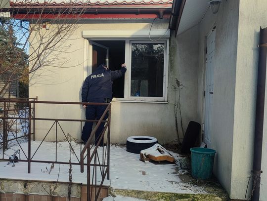 Policjanci z bydgoskiego Błonia kontrolują miejsca przebywania osób bezdomnych