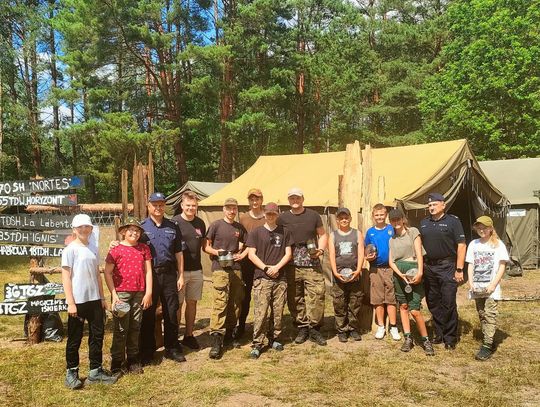 Policjanci z regionu wizytują obozowiska i miejsca wypoczynku dzieci oraz młodzieży w trosce o bezpieczeństwo