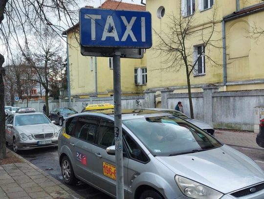 Postoje taksówek w Bydgoszczy zostaną zamienione na parkingi