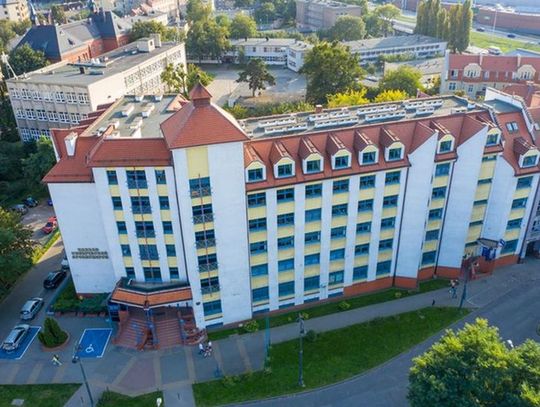Ruszyły wypłaty wyprawki szkolnej z programu "Dobry start"