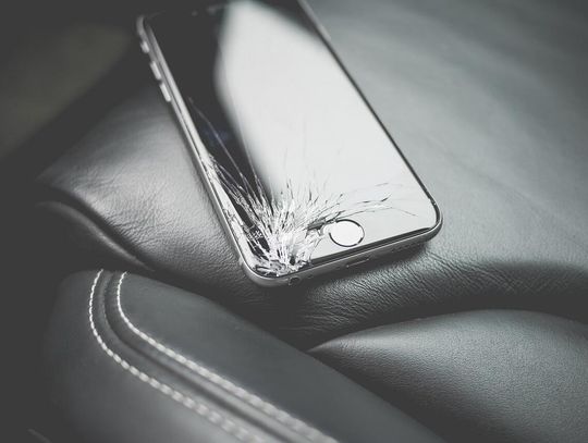 Serwis telefonu w Bydgoszczy – gdzie zlecić, ile kosztuje?