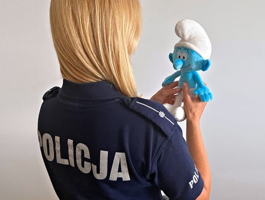 Smerfna niespodzianka dla policjantki z Torunia