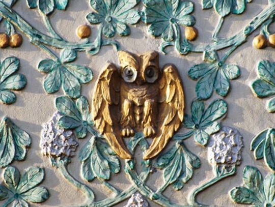 Spotkanie z Historią u Hoffmana: Dekoracyjne detale architektoniczne na elewacjach bydgoskich kamienic z przełomu XIX i XX wieku