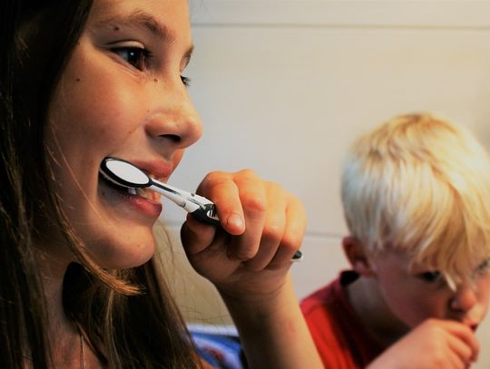 Uczniowie z województwa kujawsko-pomorskiego będą uczyć się jak prawidłowo dbać o zdrowie zębów