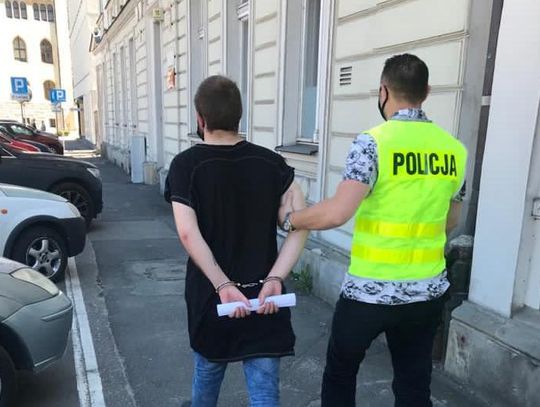 W Bydgoszczy zatrzymano obywatela Ukrainy, członka grupy przestępczej okradającej konta bankowe 