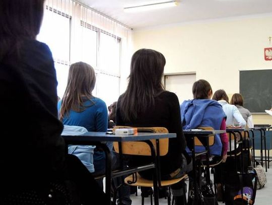 W poniedziałek ruszają próbne egzaminy maturalne i ósmoklasistów