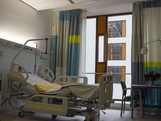 W województwach po kilkaset wolnych łóżek dla pacjentów z COVID-19 i wolne respiratory