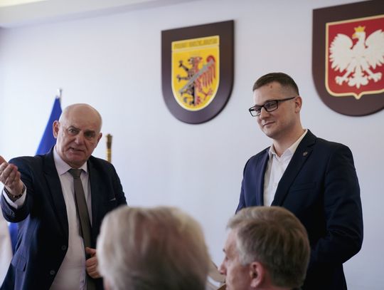 Wojewoda z wizytą w powiecie radziejowskim. Bezpieczeństwo, inwestycje i dialog z samorządami