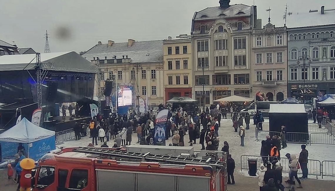 34. Finał WOŚP: Do południa na liczniku orkiestry ponad 40 mln zł 34. Finał WOŚP: Do południa na liczniku orkiestry ponad 40 mln zł