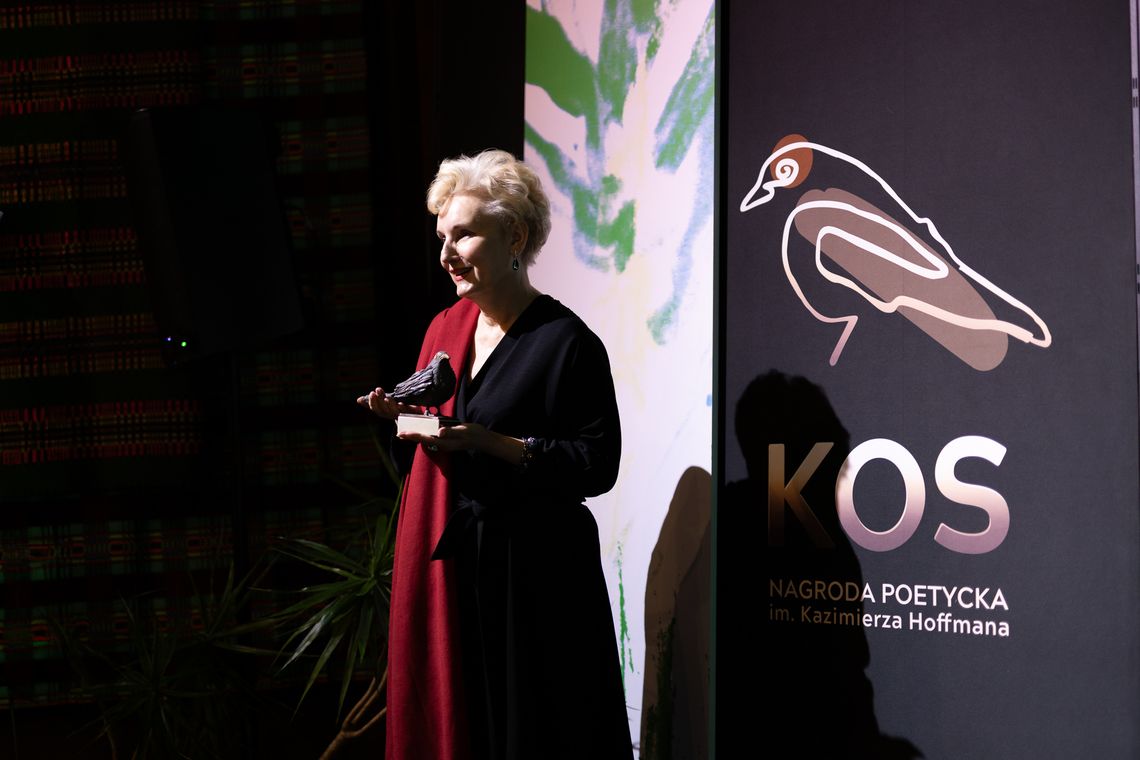 Anna Piwkowska laureatką VII Ogólnopolskiego Konkursu Poetyckiego im. Kazimierza Hoffmana o statuetkę KOSa Anna Piwkowska laureatką VII Ogólnopolskiego Konkursu Poetyckiego im. Kazimierza Hoffmana o statuetkę KOSa