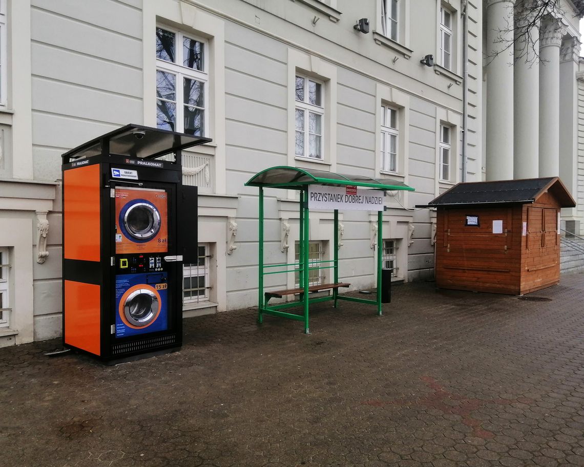 Automat do prania przed Bazyliką. Służyć będzie ubogim i bezdomnym