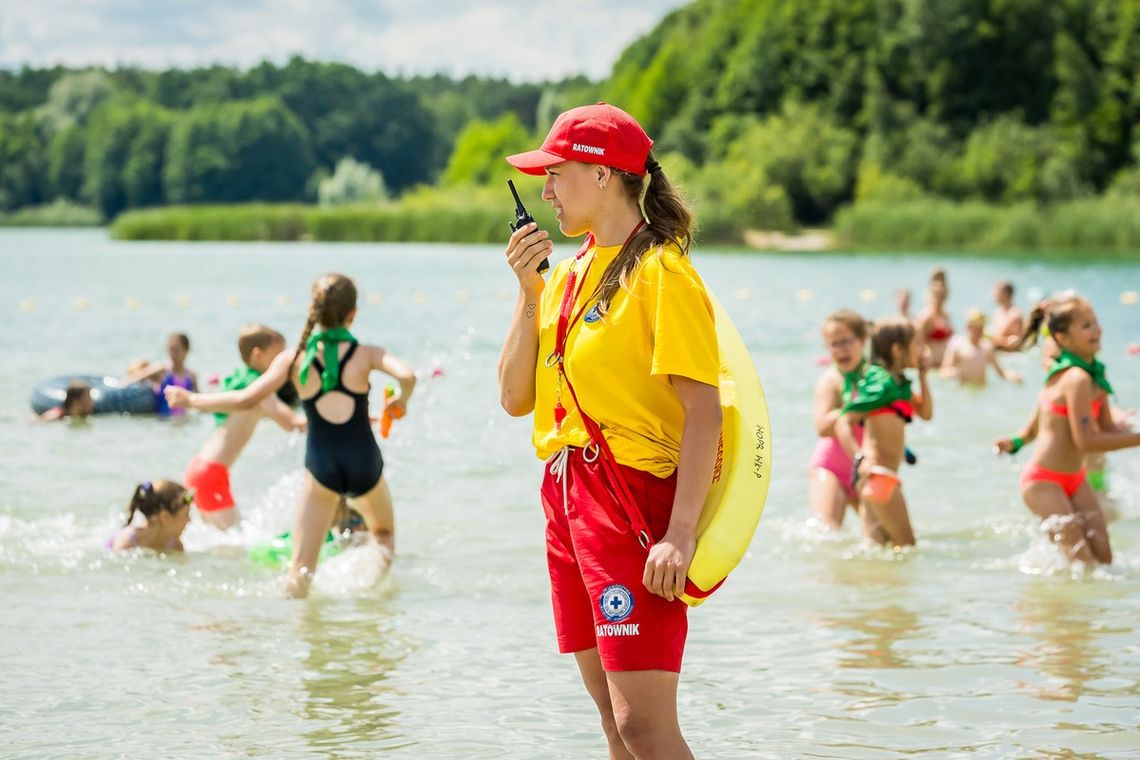 Bezpiecznie nad wodą z aplikacją „Ratunek”