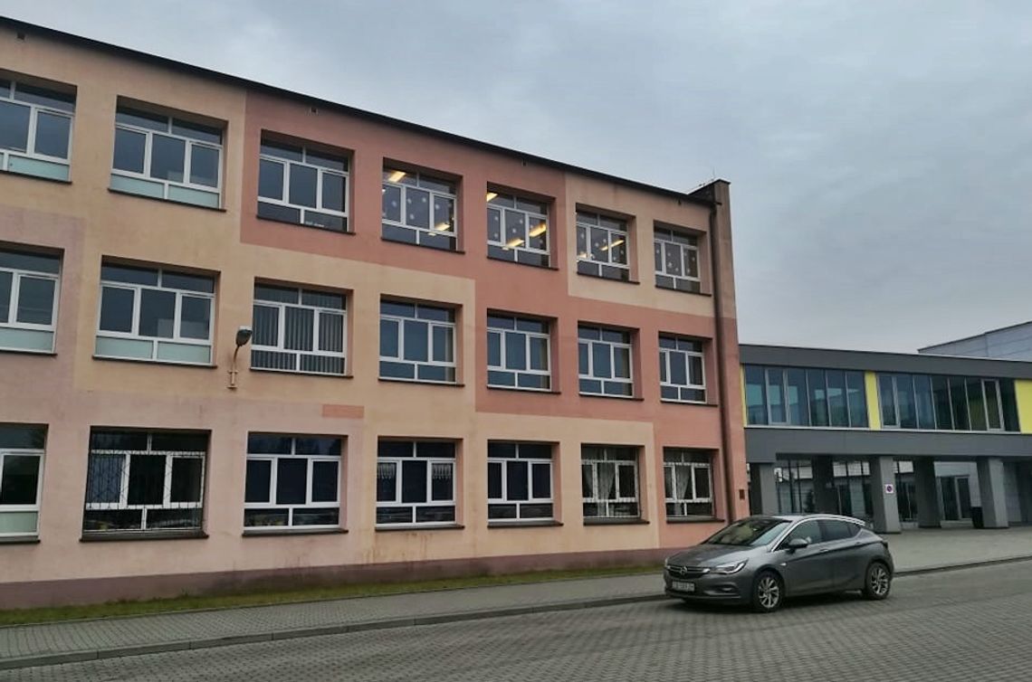 CKE: Jeśli przerwa w szkołach przedłuży się do okresu po świętach, trzeba będzie przesunąć egzaminy