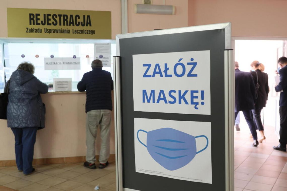 „DGP”: Szczyt nowej fali COVID tuż za progiem
