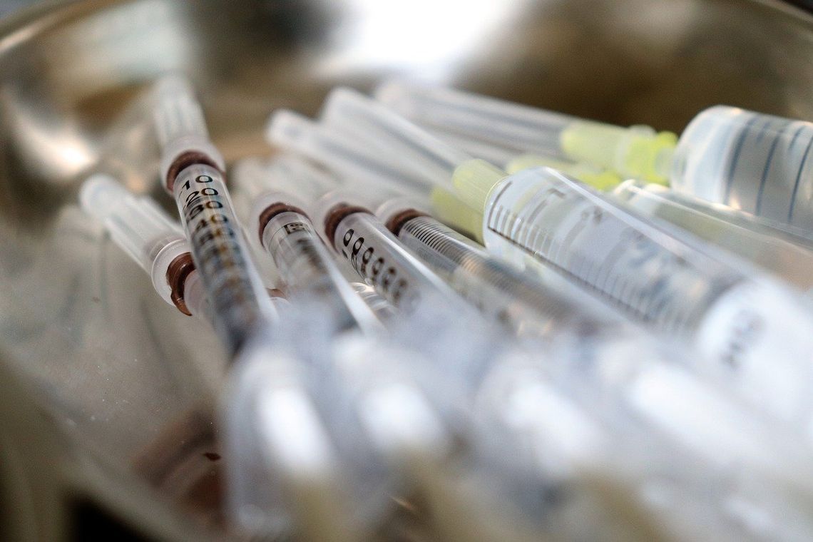 Kraska: Szczepionka przeciw COVID-19 powinna pojawić się pod koniec roku