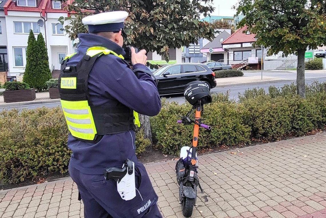 Kujawsko-pomorskie: Policjanci apelują o przestrzeganie przepisów przez użytkowników hulajnóg elektrycznych