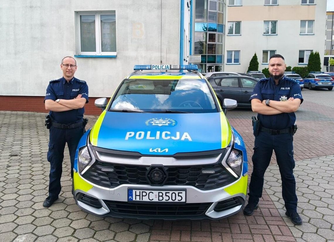Mieszkaniec regionu chciał skoczyć z mostu. Policjanci zdążyli z pomocą