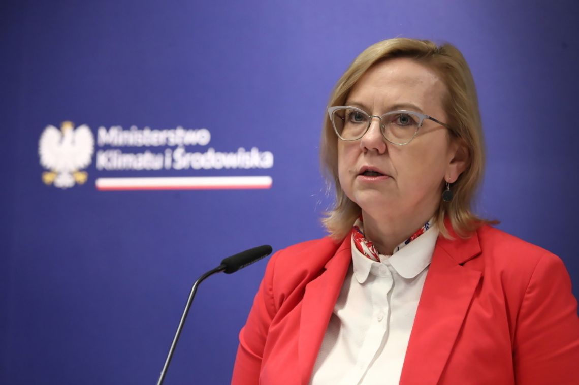 Minister Moskwa: ograniczymy podwyżki cen ciepła dla obywateli