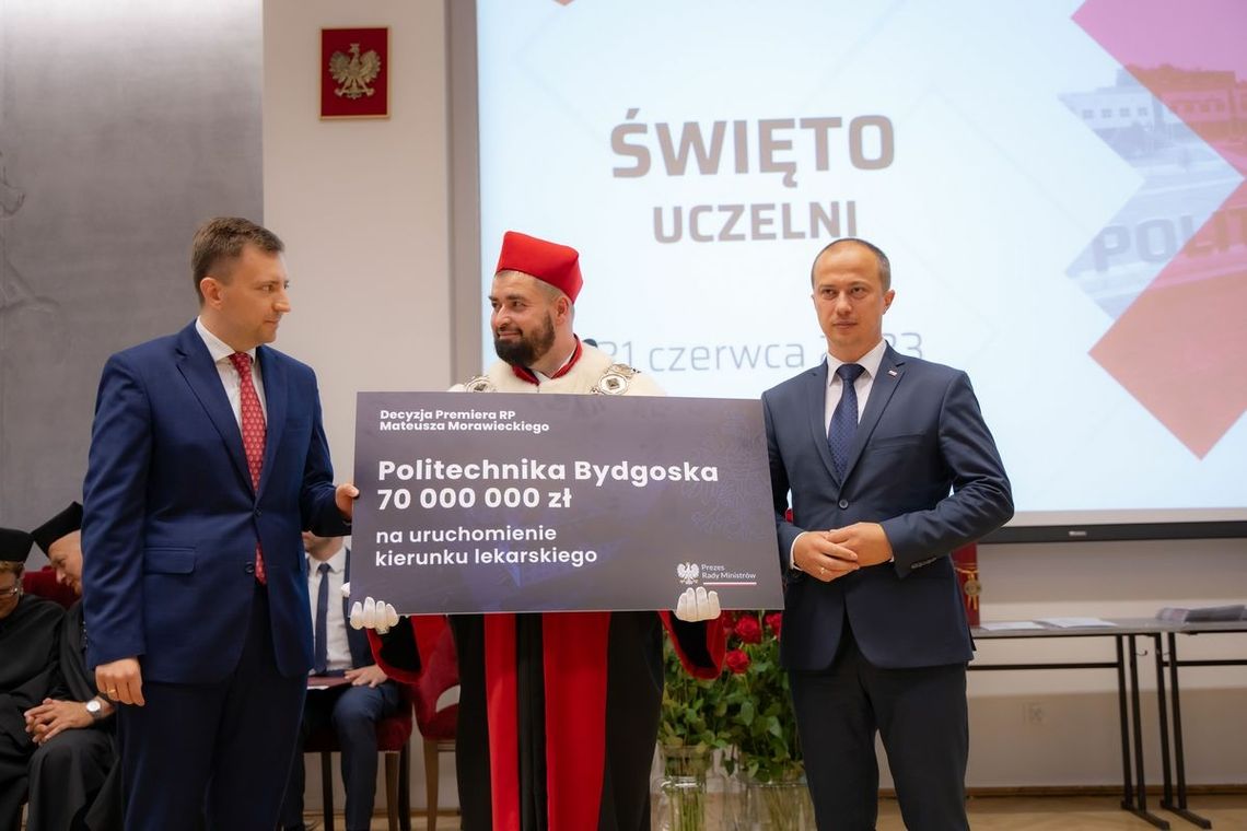 Minister przekazał 70 mln złotych na Wydział Medyczny Politechniki Bydgoskiej