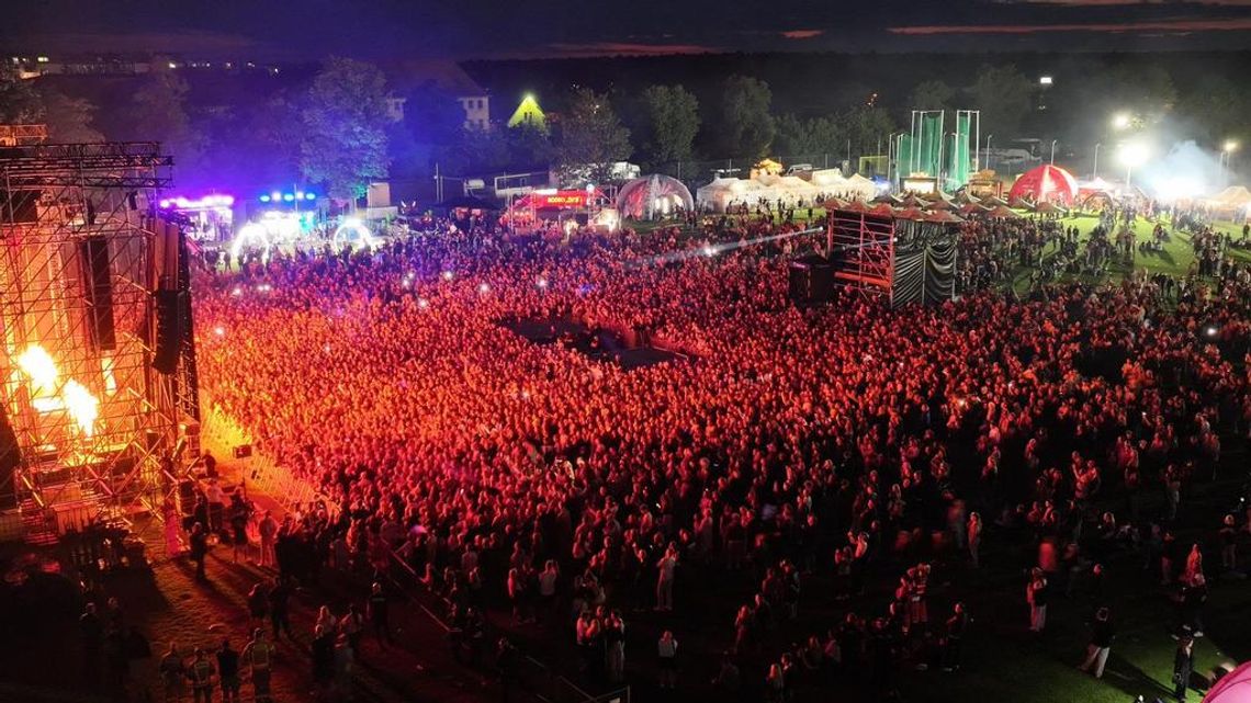 Muzyczne wydarzenie, które przyciągnęło rzeszę fanów, było bezpiecznym świętem muzyki