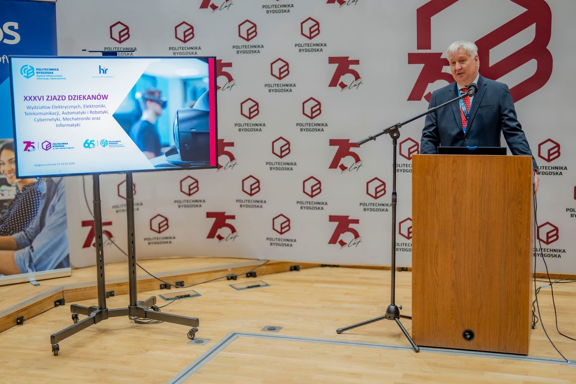Naukowcy z polskich uczelni dyskutują na Politechnice Bydgoskiej o rozwoju nowych technologii