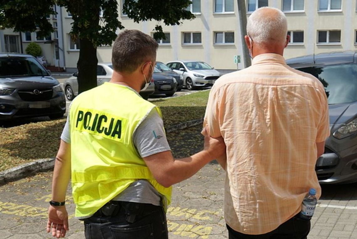 Nietrzeźwy zgłosił się na posterunek w Kruszwicy