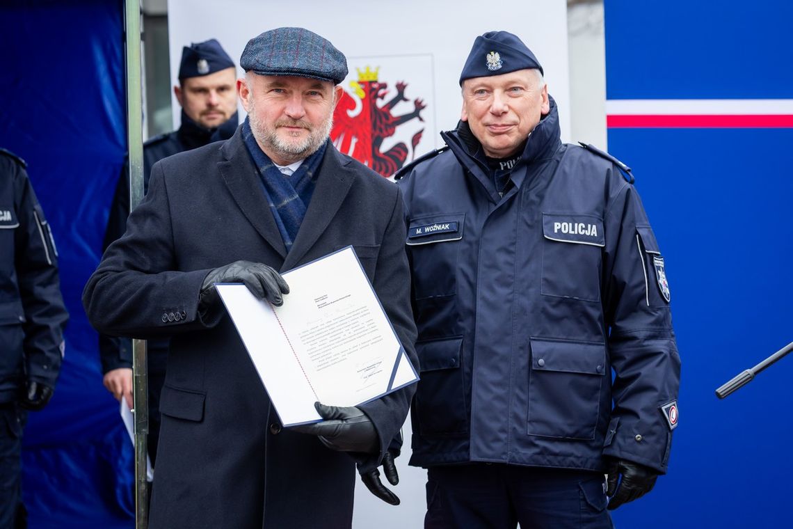 Nowoczesny sprzęt dla policji