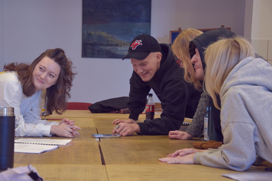 O palącym pragnieniu i niespełnieniu. Premiera "Wichrowych Wzgórz. Love To Die" w reżyserii Klaudii Hartung-Wójciak w Teatrze Polskim w Bydgoszczy