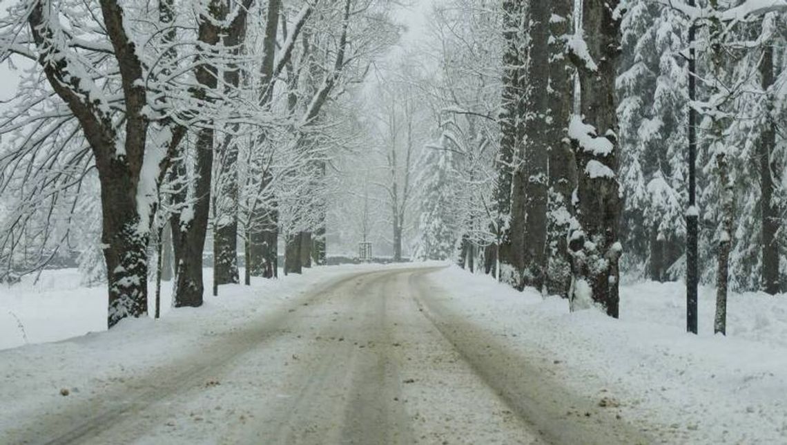 Początek weekendu pochmurny i ze śniegiem na południu kraju Początek weekendu pochmurny i ze śniegiem na południu kraju
