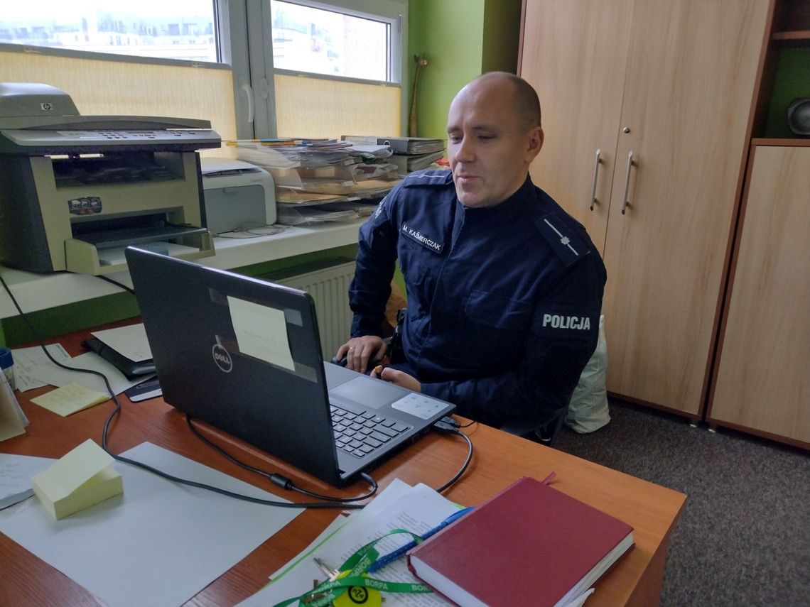 Policjanci z Bydgoszczy przypominają o bezpieczeństwie w czasie zbliżających się ferii 