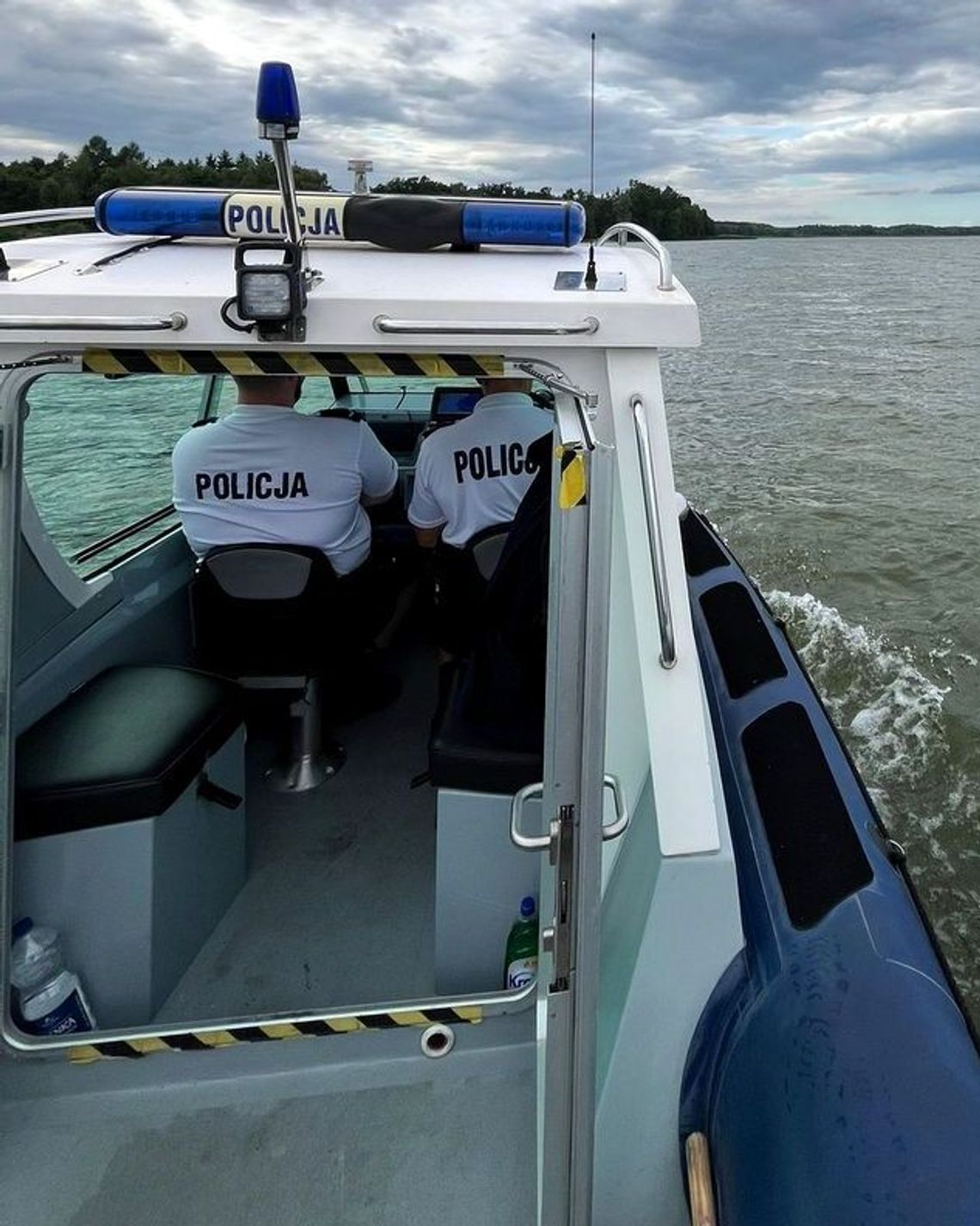 Policyjni "wodniacy" czuwają na wodach powiatu bydgoskiego