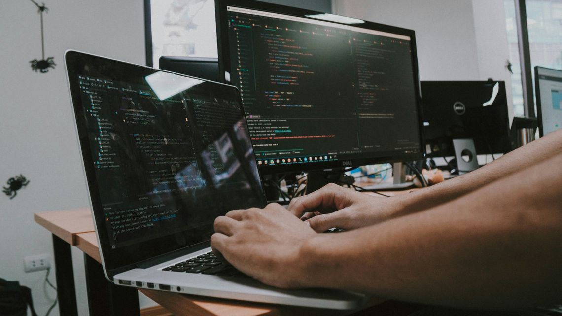 Programista na B2B bez biura rachunkowego. Jak wygląda prowadzenie samodzielnej księgowości JDG? Programista na B2B bez biura rachunkowego. Jak wygląda prowadzenie samodzielnej księgowości JDG?