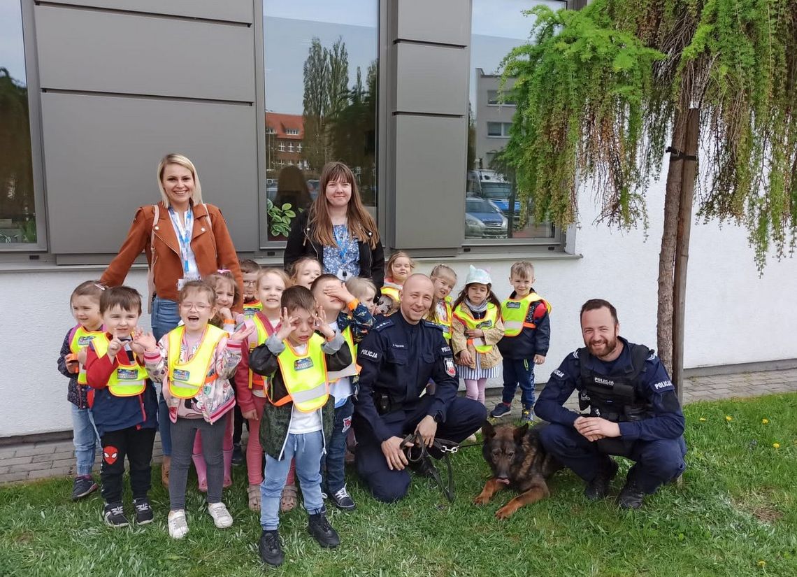 Przedszkolaki odwiedziły policjantów w siedzibie Komendy Miejskiej Policji w Bydgoszczy 